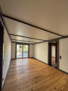 Hochwertige 3-Zimmer-Wohnung mit Garten in ruhiger Lage – Bild 2