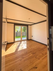 Hochwertige 3-Zimmer-Wohnung mit Garten in ruhiger Lage – Bild 5