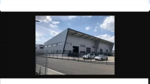Neuwertige Gewerbehalle mit 2.768 m² Grundstück, Teilverkauf möglich – Bild 1
